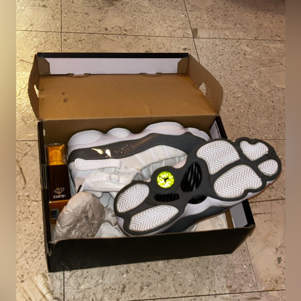 Jordan 6 Rings - Picture 7 of 7